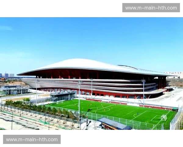 西安留学生足球队参与秦人联赛,国际交流促进文化包容 西安留学生足球队参与秦人联赛,国际交流促进文化包容