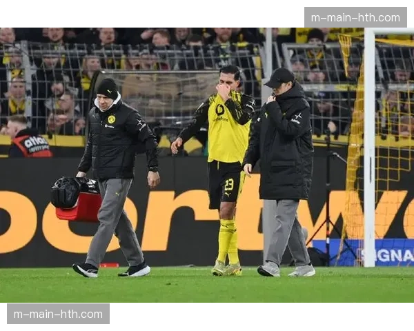 多特蒙德官方确认,队长埃姆雷·詹因累积黄牌停赛缺席下轮